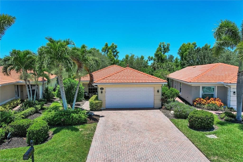 19654 Villa Rosa LOOP ESTERO, FL 33967