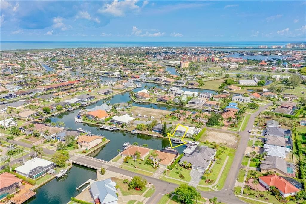 1058 Goldenrod AVE MARCO ISLAND, FL 34145