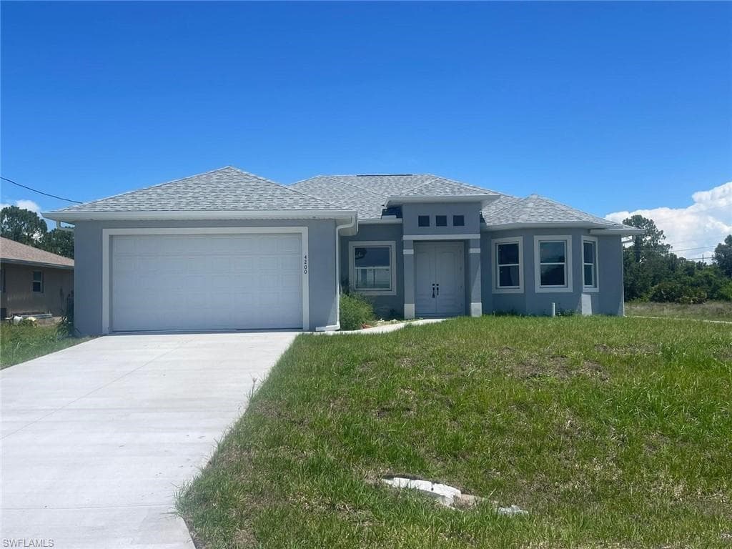 4200 4th ST SW LEHIGH ACRES, FL 33976