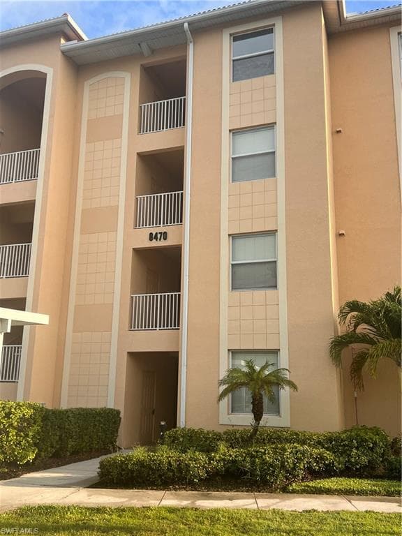 8470 Kingbird LOOP 1039 ESTERO, FL 33967