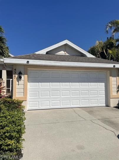 4317 Avian AVE FORT MYERS, FL 33916