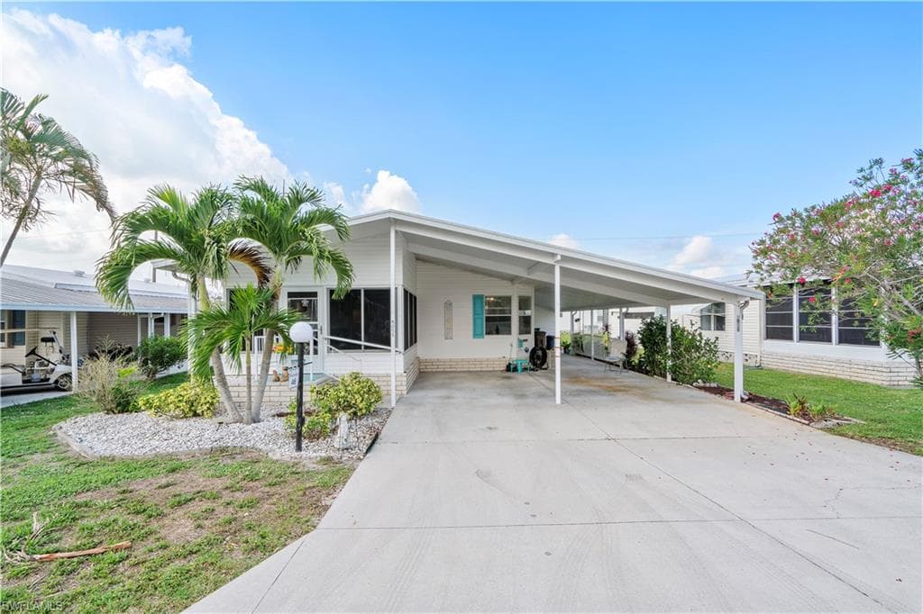 5059 Fiddleleaf DR FORT MYERS, FL 33905