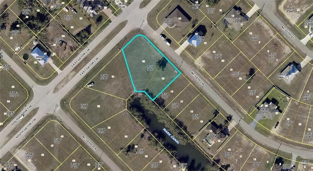 2004 NE 34th LN CAPE CORAL, FL 33909