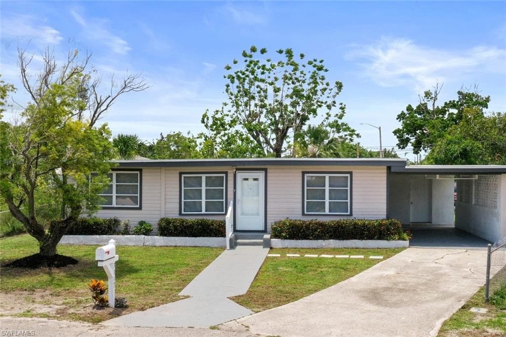 3317 Ellington CT FORT MYERS, FL 33916