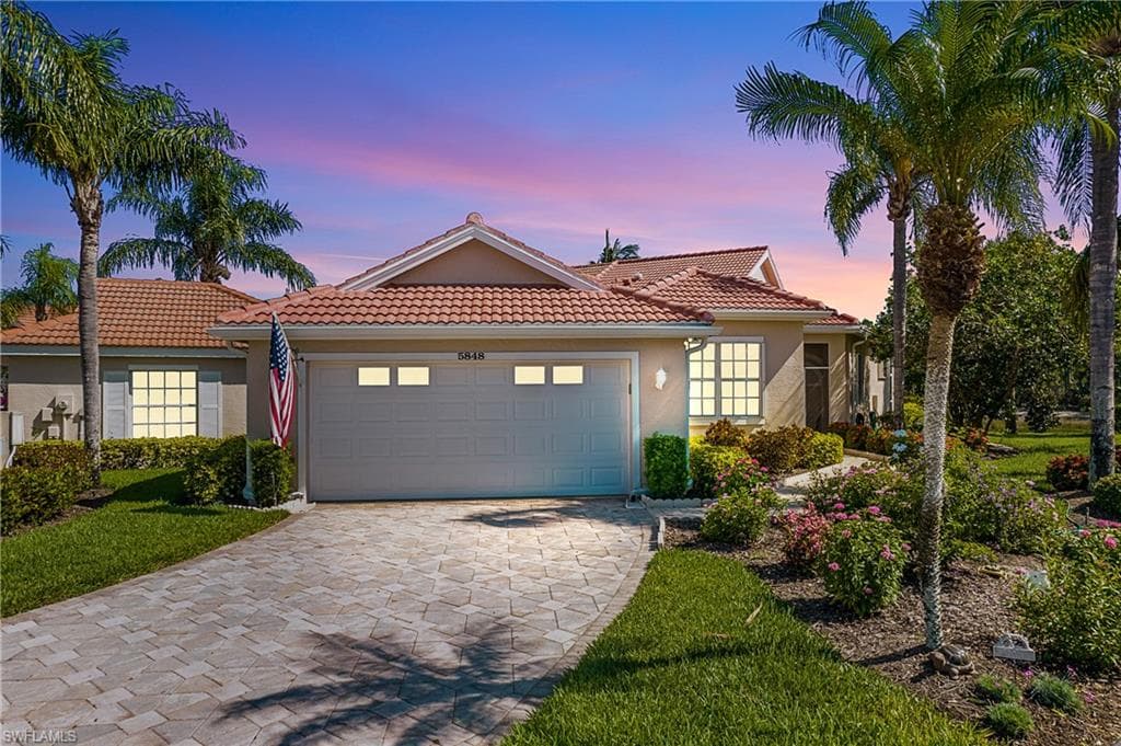 5848 Northridge DR A-4 NAPLES, FL 34110