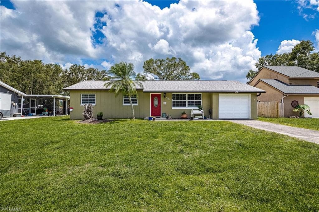 9310 Sedgefield RD NORTH FORT MYERS, FL 33917