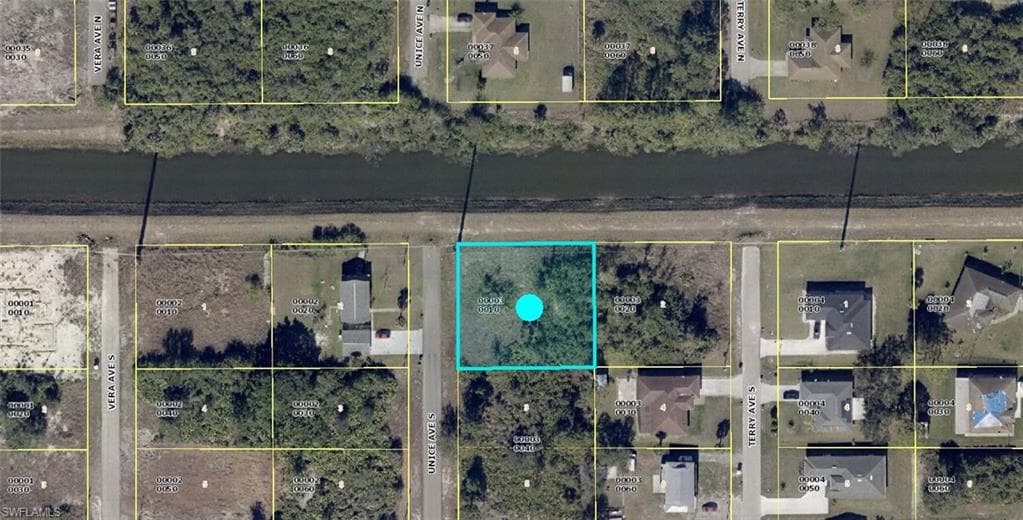 51 Unice AVE S LEHIGH ACRES, FL 33976