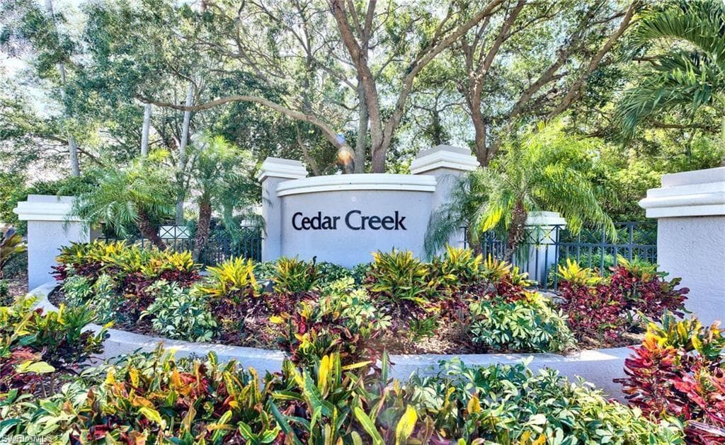 8860 Springwood CT BONITA SPRINGS, FL 34135