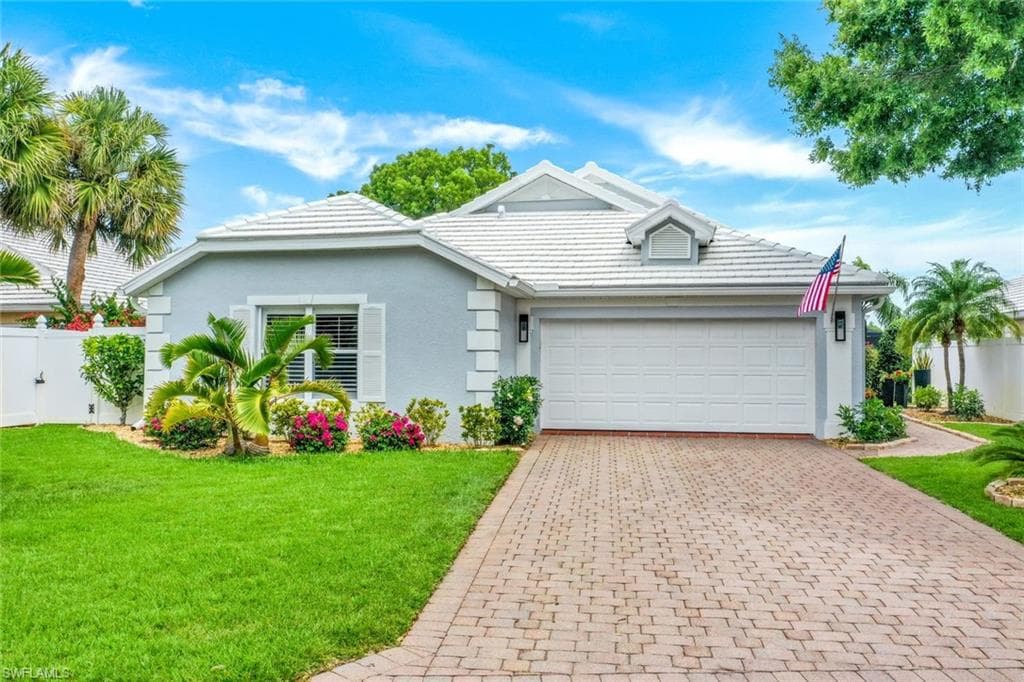 1343 Old Oak LN NAPLES, FL 34110