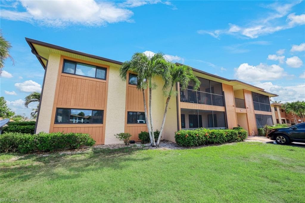 17421 Birchwood LN 8 FORT MYERS, FL 33908