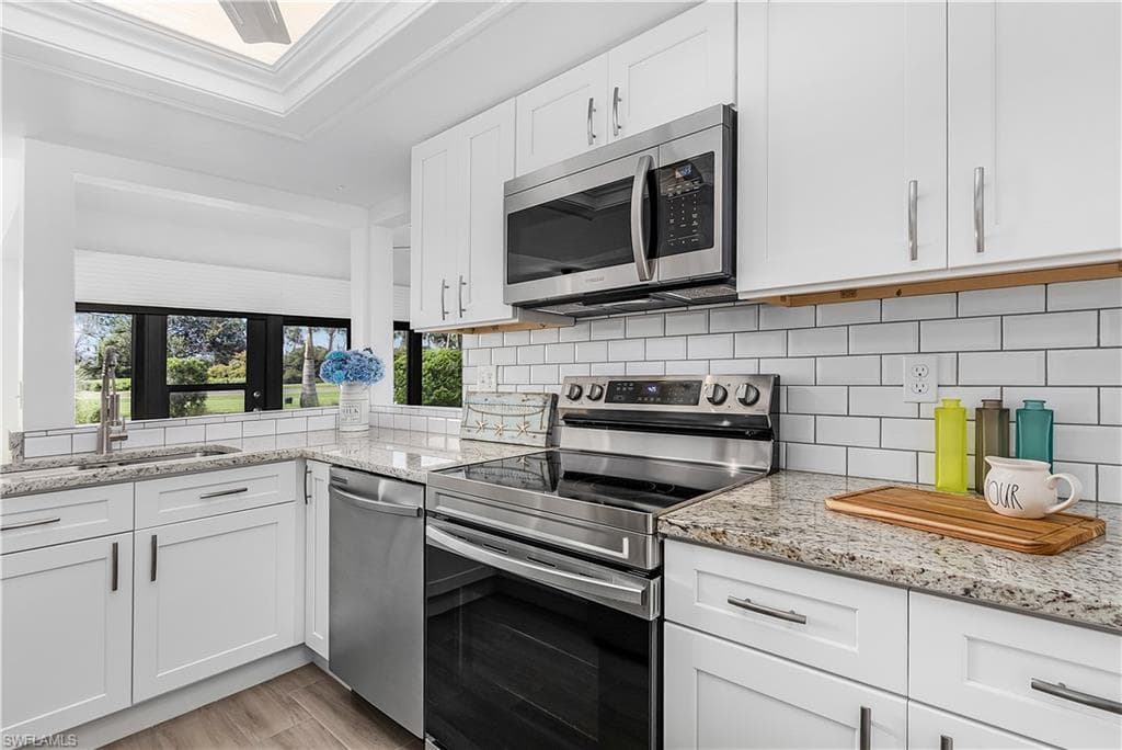 5665 Trailwinds DR 616 FORT MYERS, FL 33907
