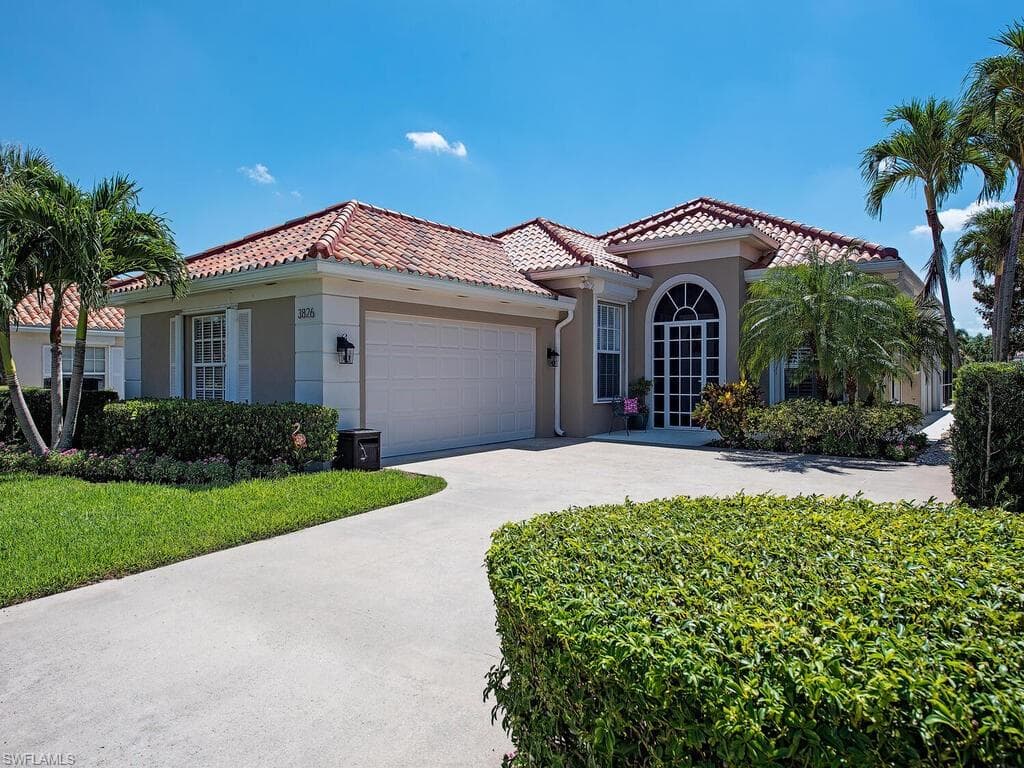 3826 HUELVA CT NAPLES, FL 34109
