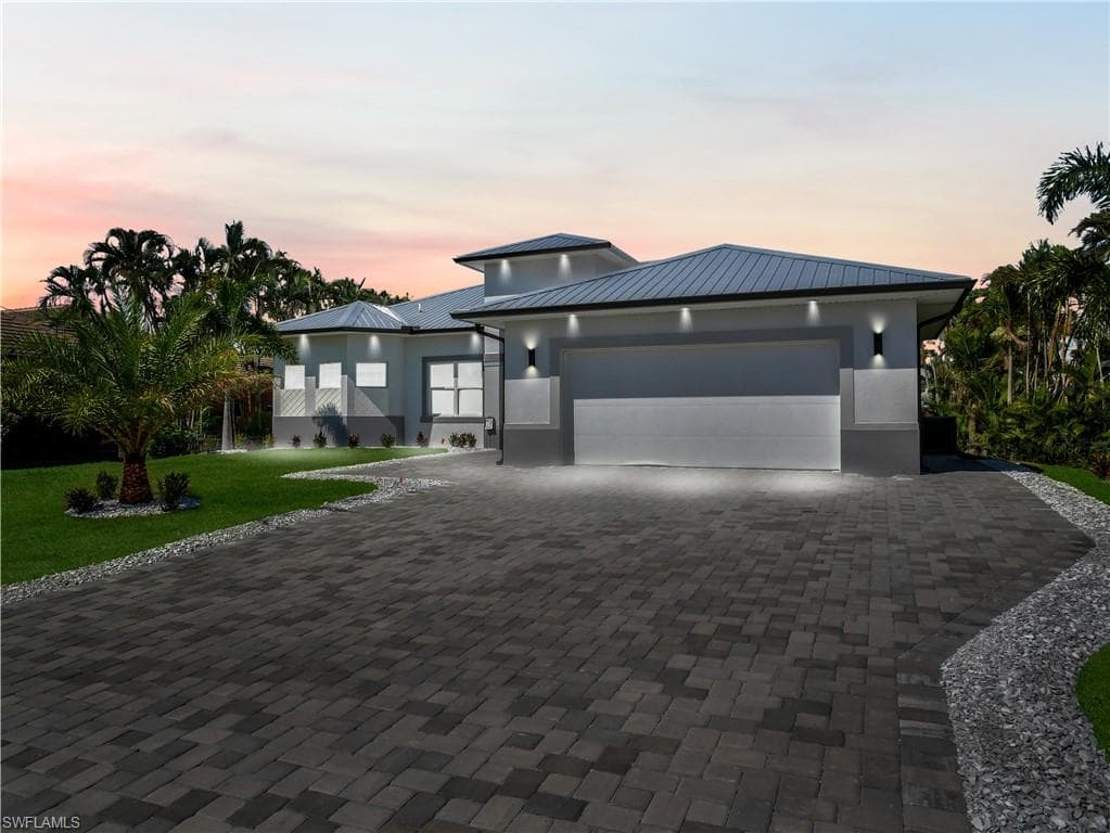 2563 SW 27th AVE CAPE CORAL, FL 33914
