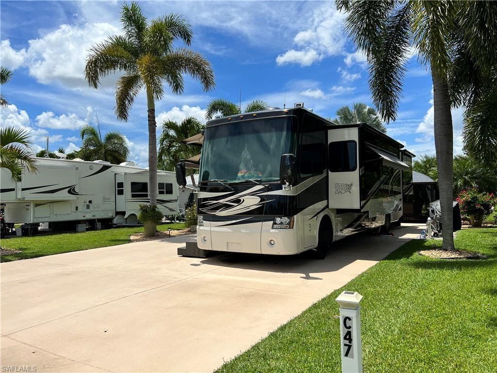 5770 Pathwood CT FORT MYERS, FL 33905