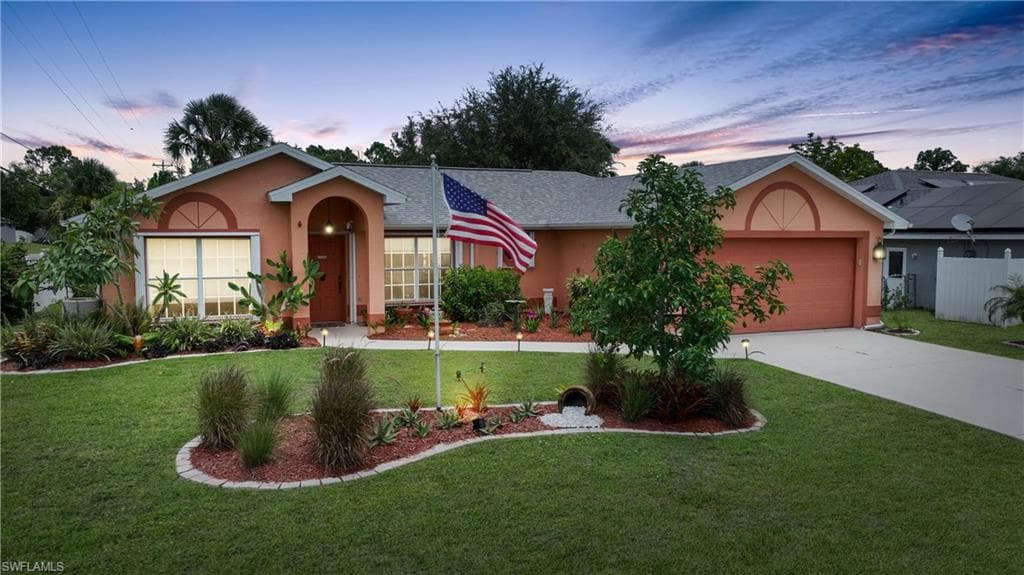 2618 8th ST W LEHIGH ACRES, FL 33971