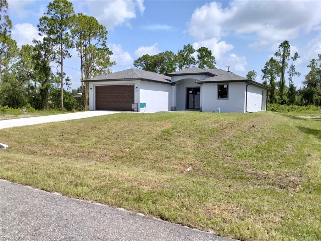 847 Clow ST E LEHIGH ACRES, FL 33974