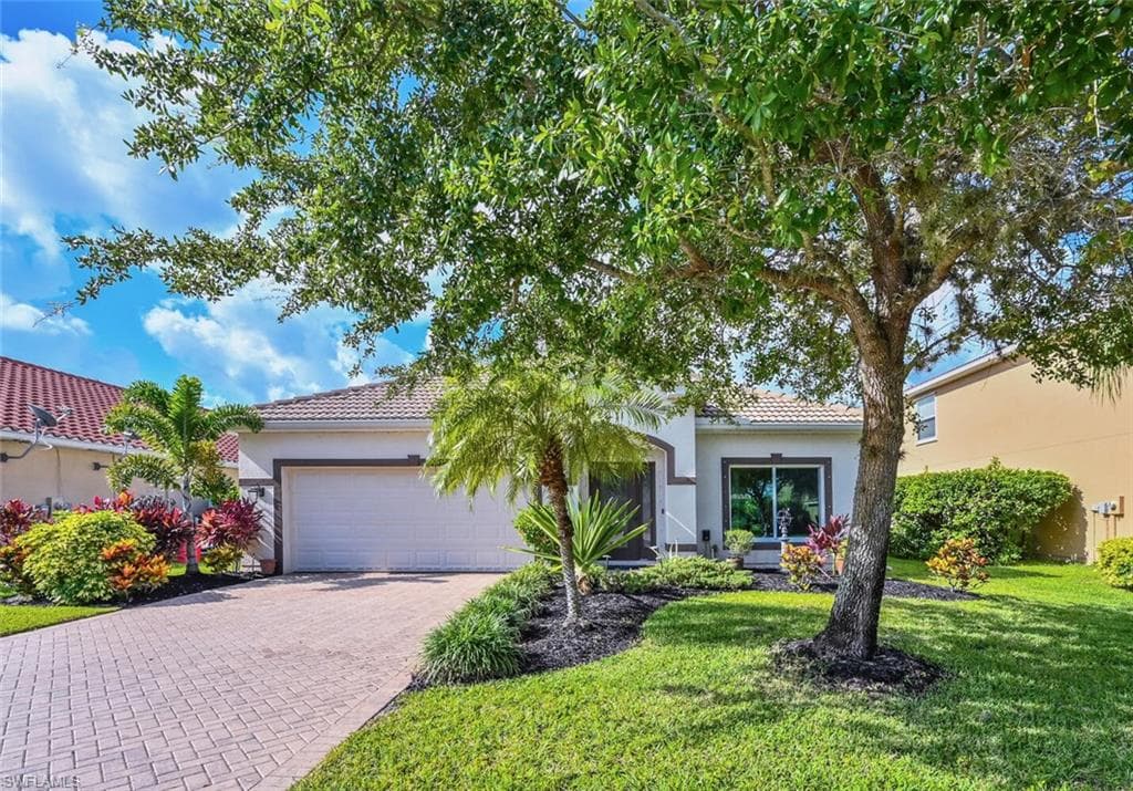 2749 Inlet Cove LN W NAPLES, FL 34120