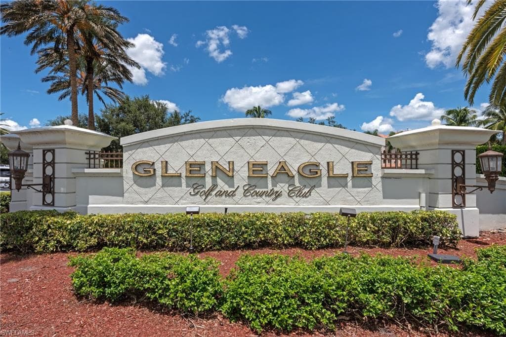 934 Fairhaven CT NAPLES, FL 34104