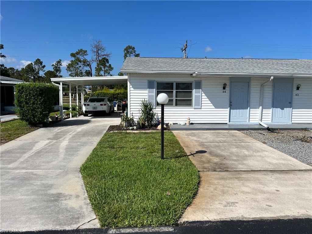 44 Dawn Flower CIR LEHIGH ACRES, FL 33936