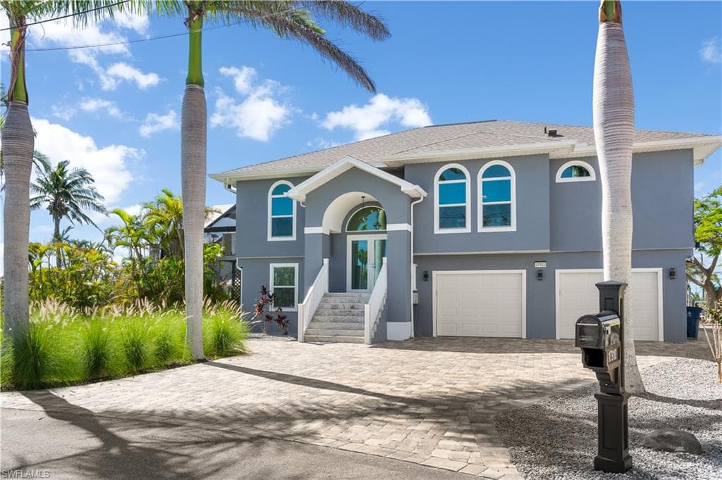 17910 Palm CIR FORT MYERS BEACH, FL 33931