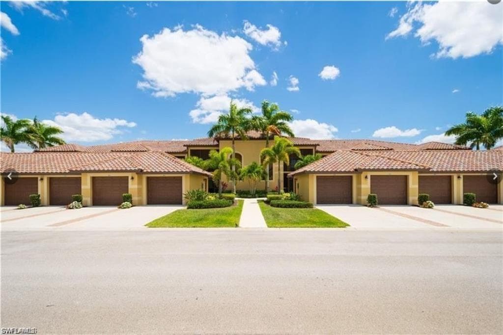 10026 Siesta Bay DR 9112 NAPLES, FL 34120