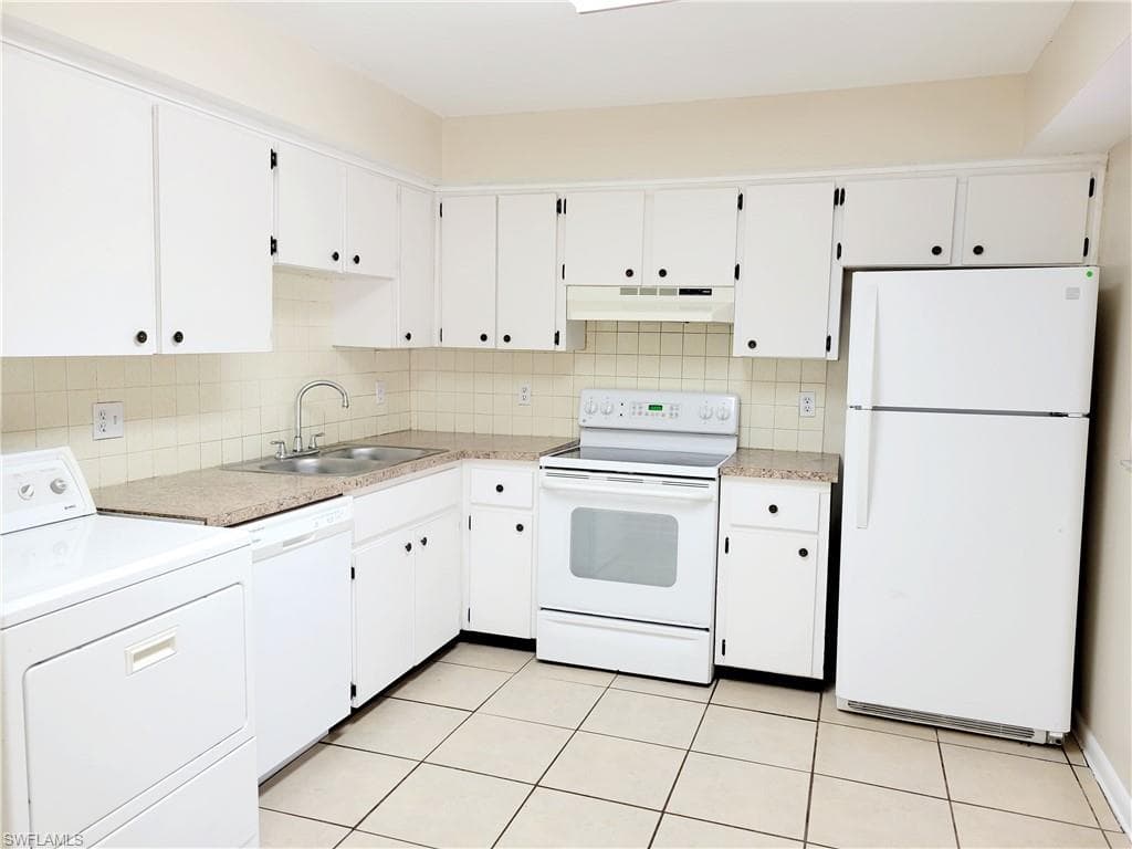 3509 SE 15th PL CAPE CORAL, FL 33904