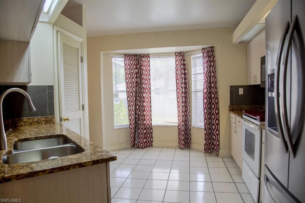 8365 Matanzas RD FORT MYERS, FL 33967