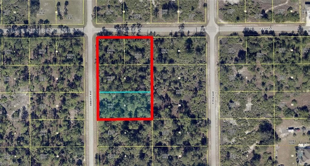 1220 Abbott AVE LEHIGH ACRES, FL 33972