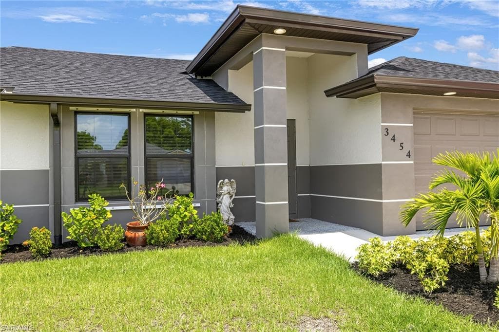 3454 NE 11th AVE CAPE CORAL, FL 33909