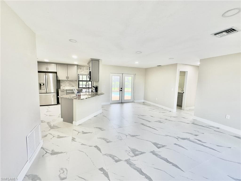 6030 Perthshire LN FORT MYERS, FL 33908