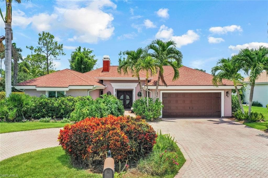 5057 Berkeley DR NAPLES, FL 34112