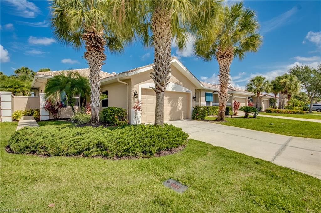 9344 Trieste DR FORT MYERS, FL 33913