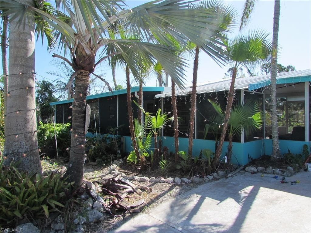 7434 Cares Away Park CIR BOKEELIA, FL 33922