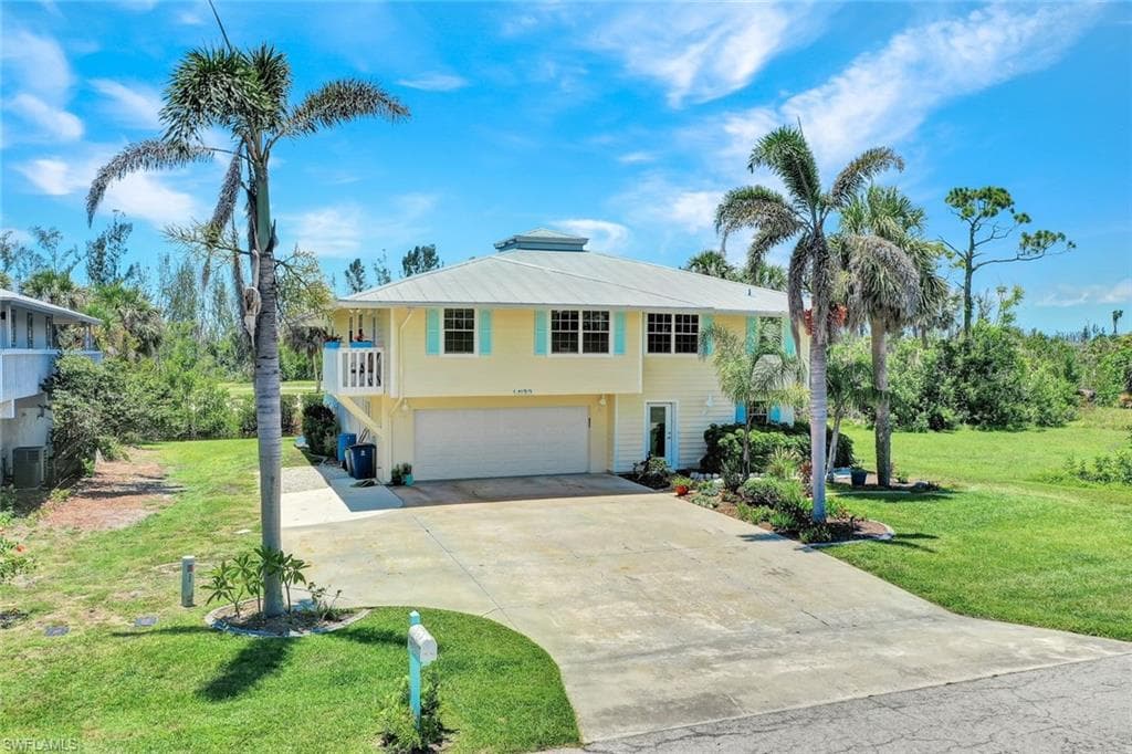14139 Clubhouse DR BOKEELIA, FL 33922