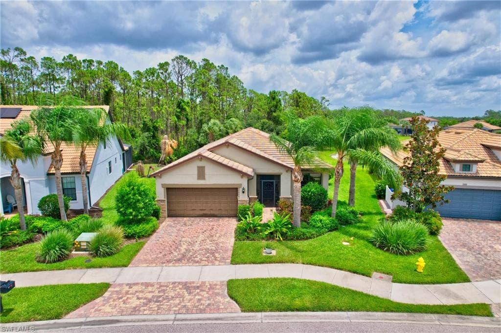 10894 Dennington RD FORT MYERS, FL 33913