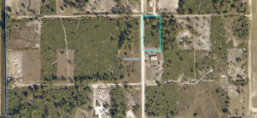 7681 1st TER LABELLE, FL 33935