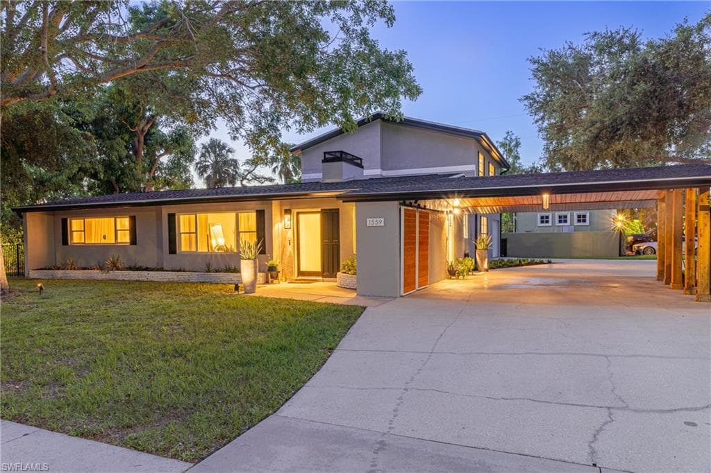 1559 Barcelona AVE FORT MYERS, FL 33901