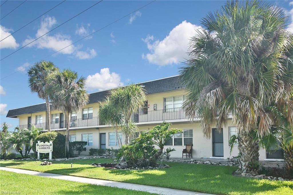1047 HARTLEY AVE 205 MARCO ISLAND, FL 34145
