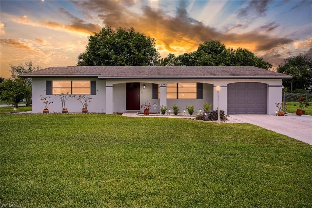 534 Pennview AVE LEHIGH ACRES, FL 33936
