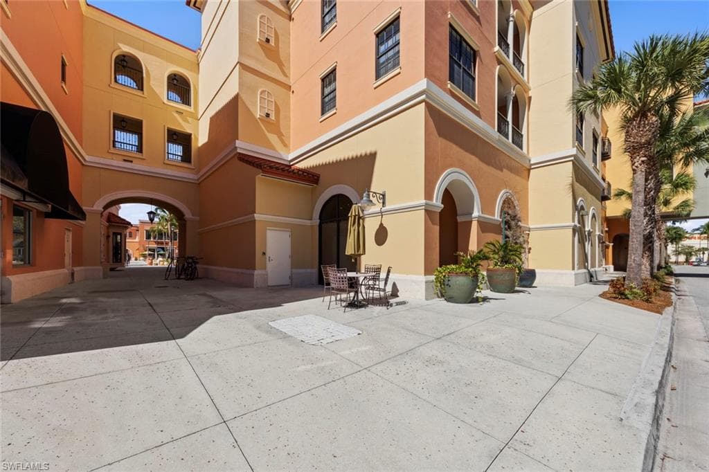 23151 Fashion DR 6109 ESTERO, FL 33928
