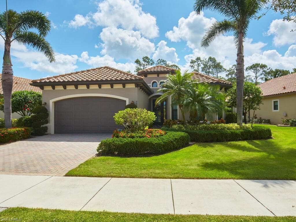 9367 Isla Bella CIR BONITA SPRINGS, FL 34135