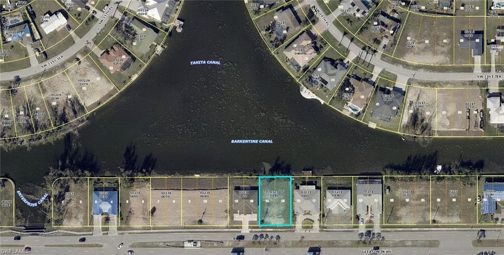 1017 Gleason PKWY CAPE CORAL, FL 33914