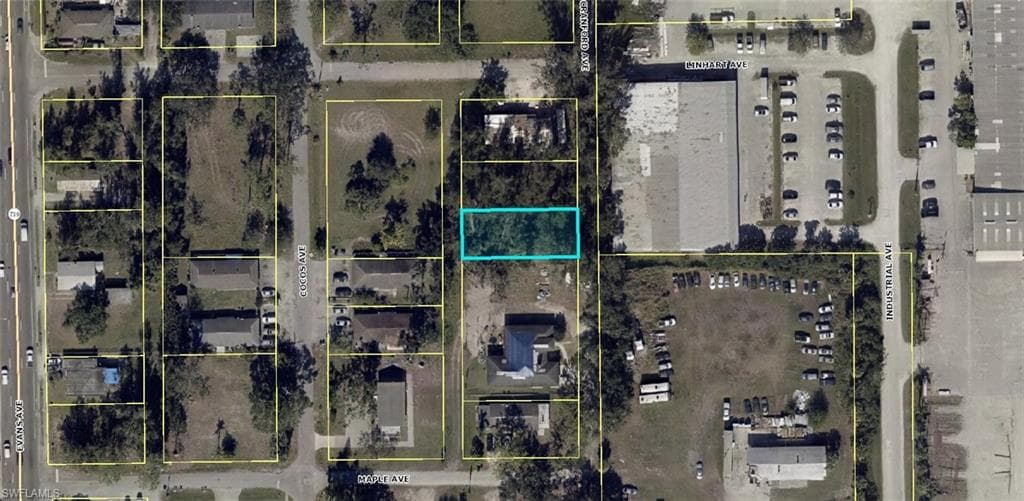 2910 Cranford AVE FORT MYERS, FL 33901