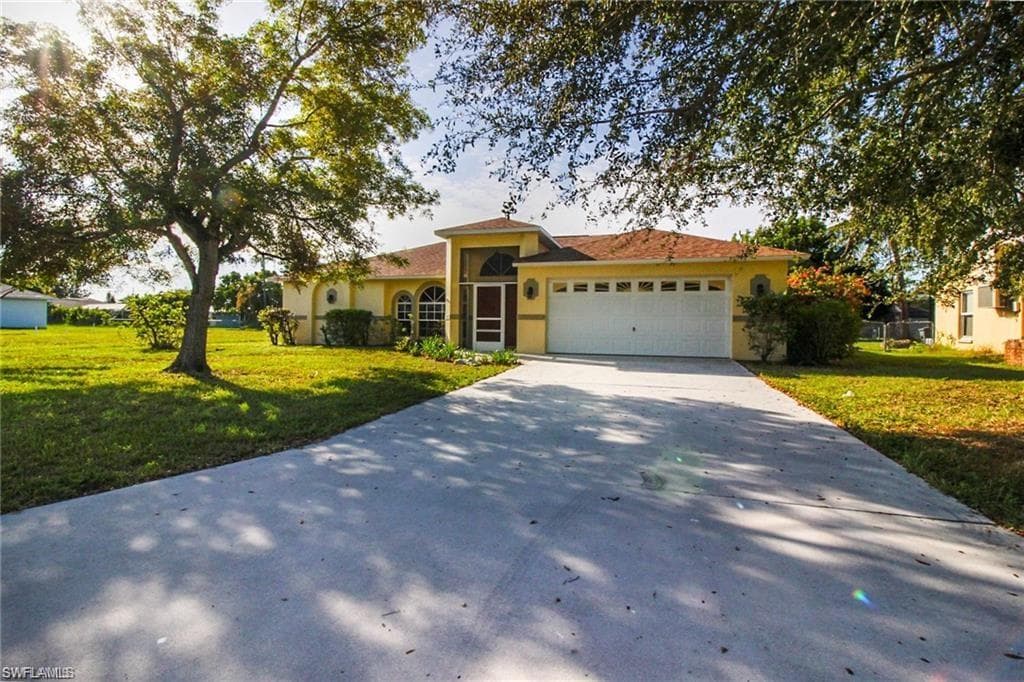 312 SE 30th ST CAPE CORAL, FL 33904