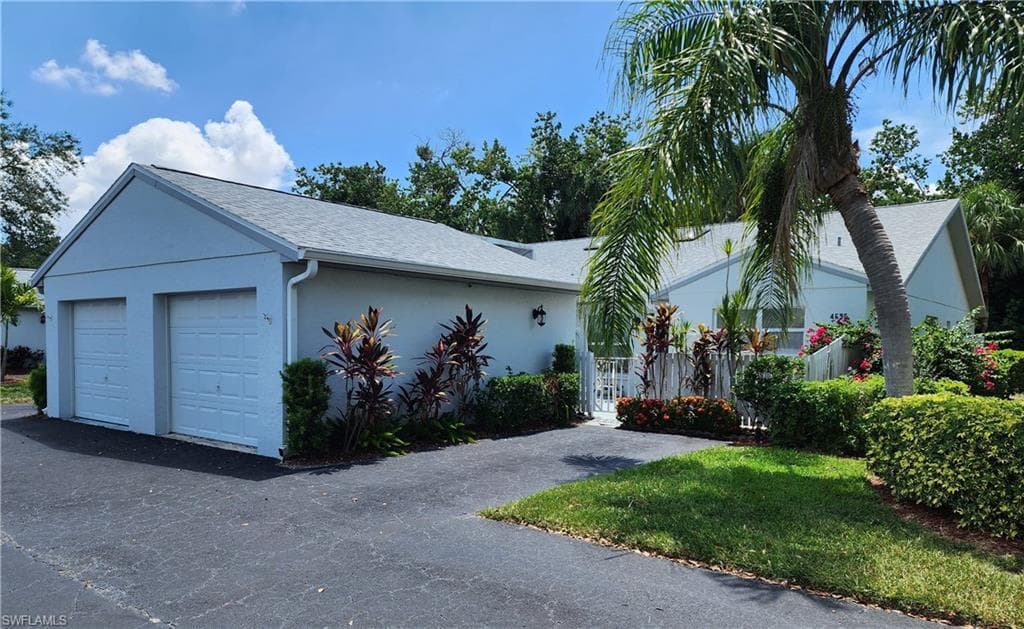 4690 Blackberry DR FORT MYERS, FL 33905