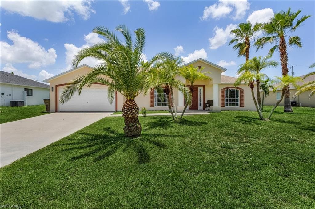 618 SW 4th ST CAPE CORAL, FL 33991