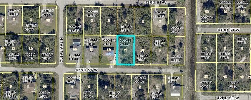 3106 42nd ST W LEHIGH ACRES, FL 33971