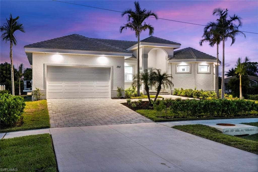 101 Bald Eagle DR MARCO ISLAND, FL 34145