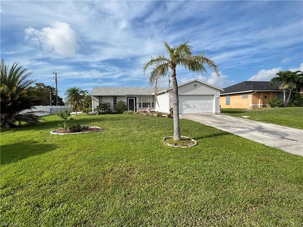 1210 SW 9th TER CAPE CORAL, FL 33991