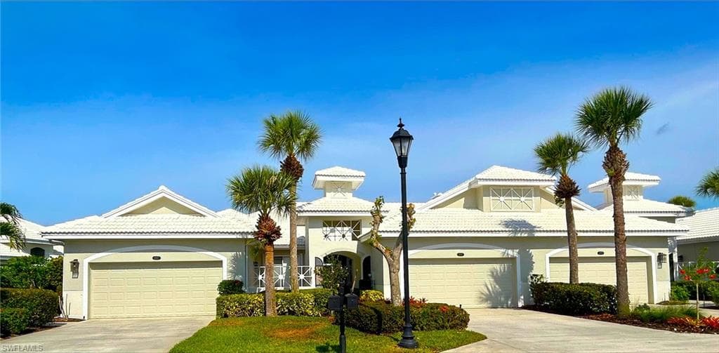 4541 Cardinal Cove LN 10 NAPLES, FL 34114